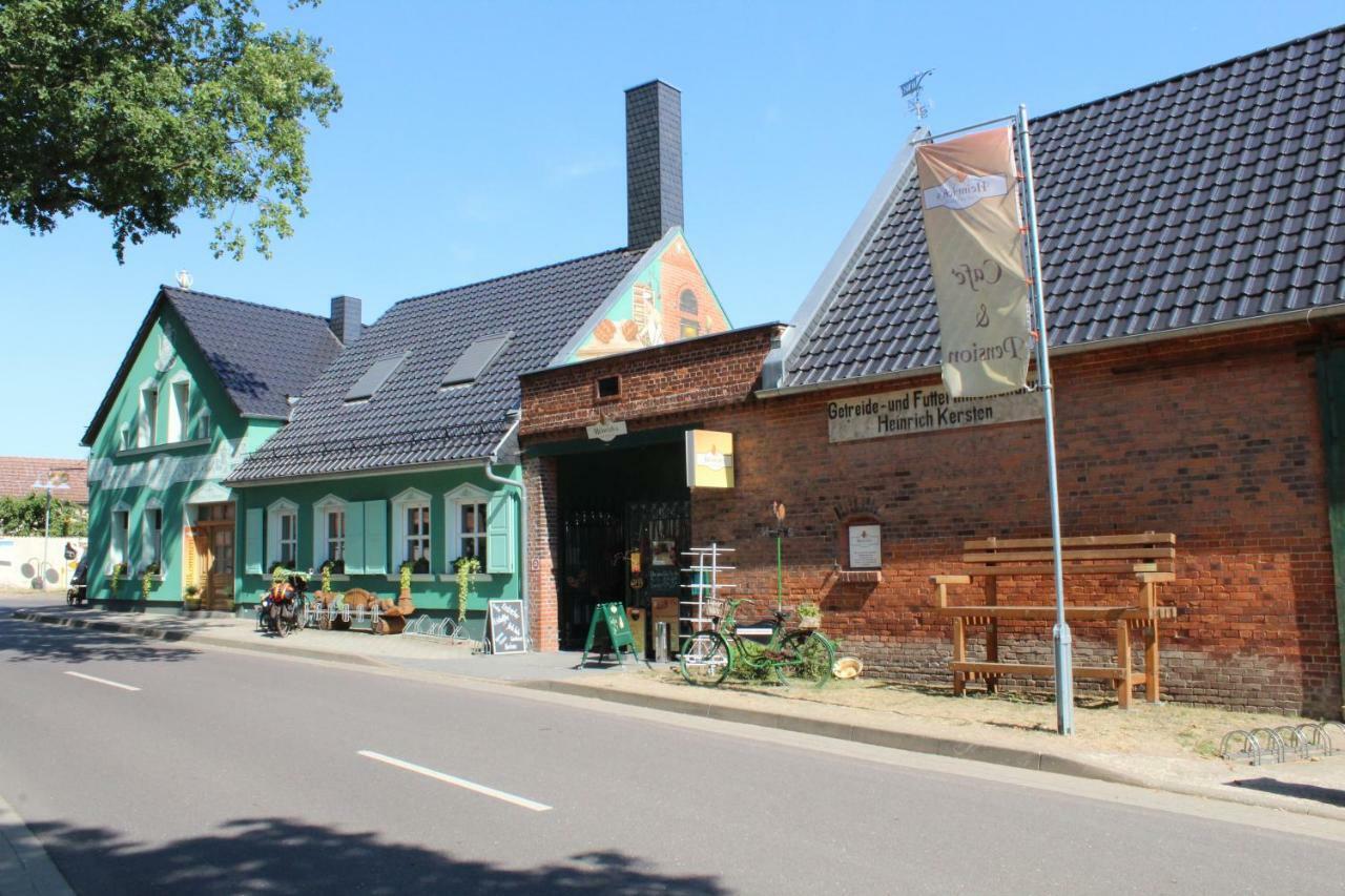 Heinrich'S Pension & Ferienwohnungen Walternienburg Exterior photo